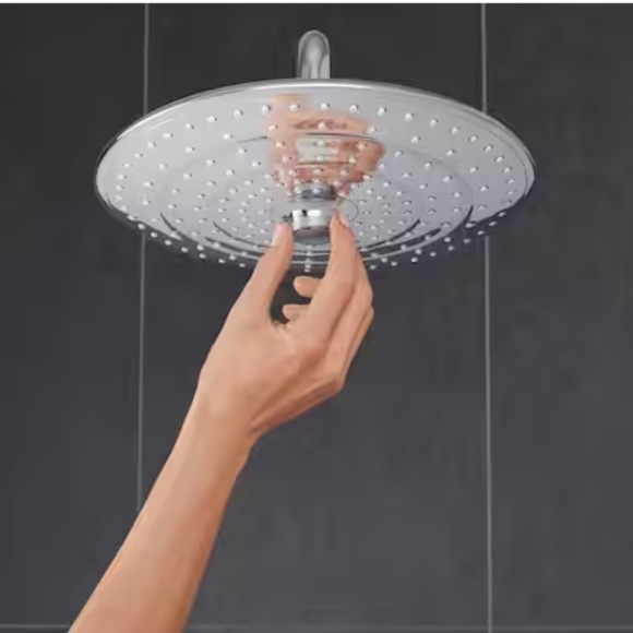 GROHE Euphoria Rain 10 inch 3 Spray Showerhead - Picture 4 of 7